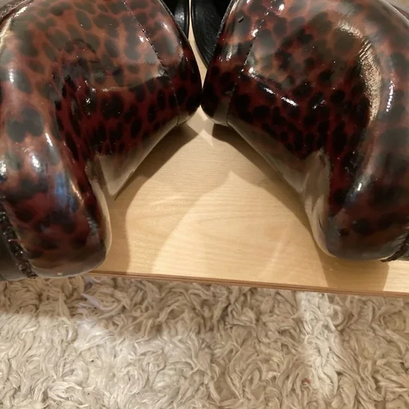 Dansko Shoes Red Leopard. Excellent condition - Picture 6 of 10